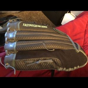 Franklin women softball glove black with green